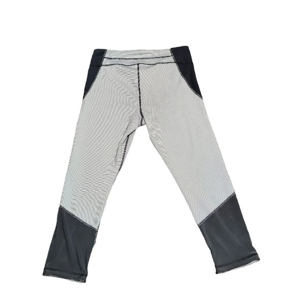 Under Armour Leggings Women's Size Small Grey and Black - Picture 2 of 6